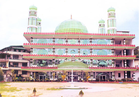 Мадина Масджид (Стеклянная мечеть)