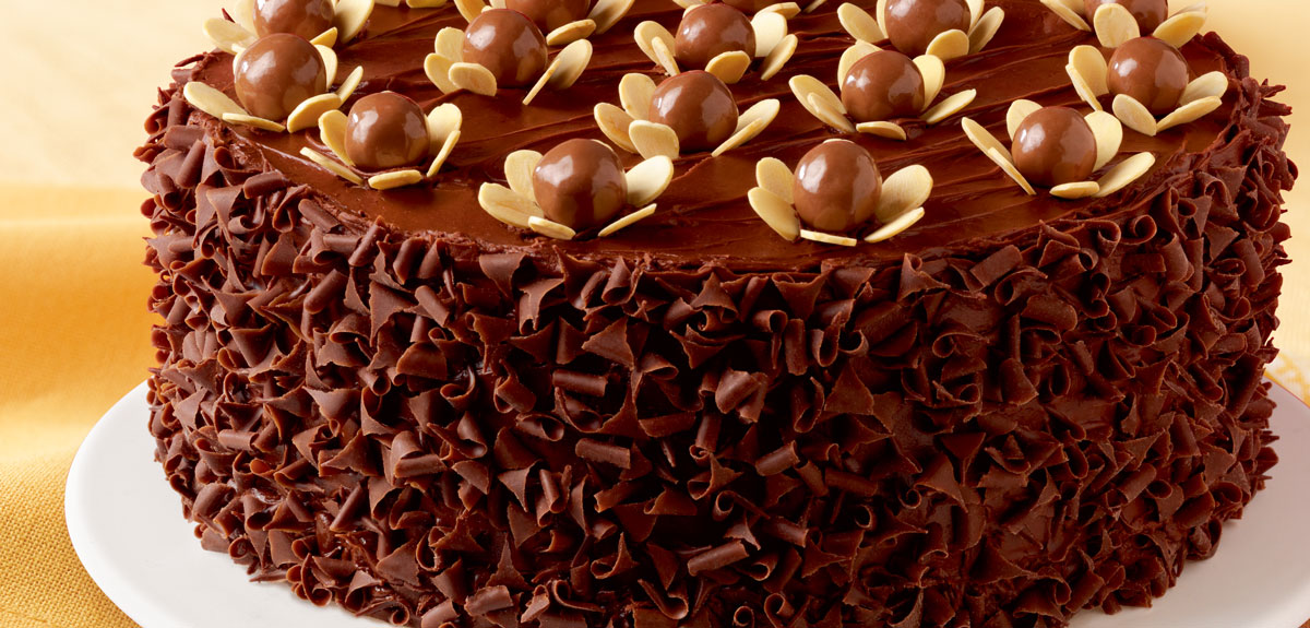 Шоколадный торт с миндалем и цукатами рецепт