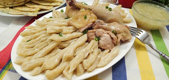 Котам Галнаш: курица с галушками рецепт
