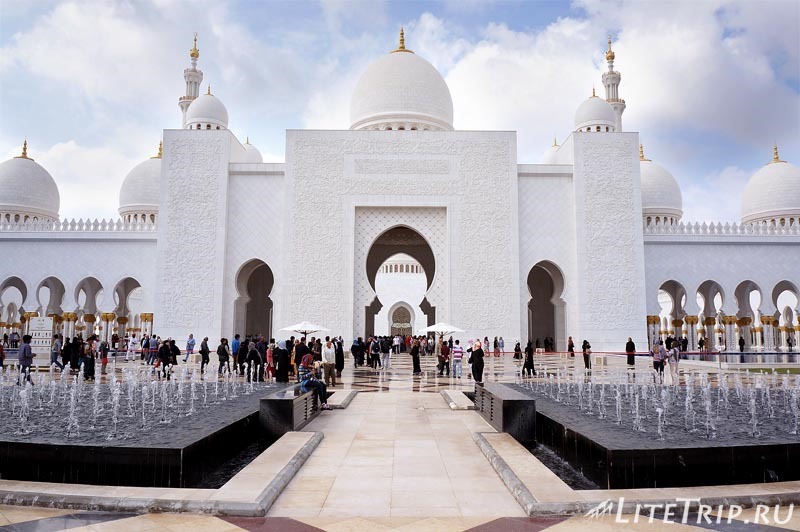 Портал мечеть шейха Зайда